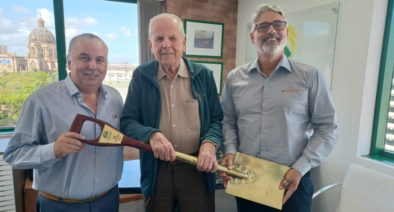 Ex-ministro da Agricultura e um dos fundadores da Embrapa é homenageado na Federarroz